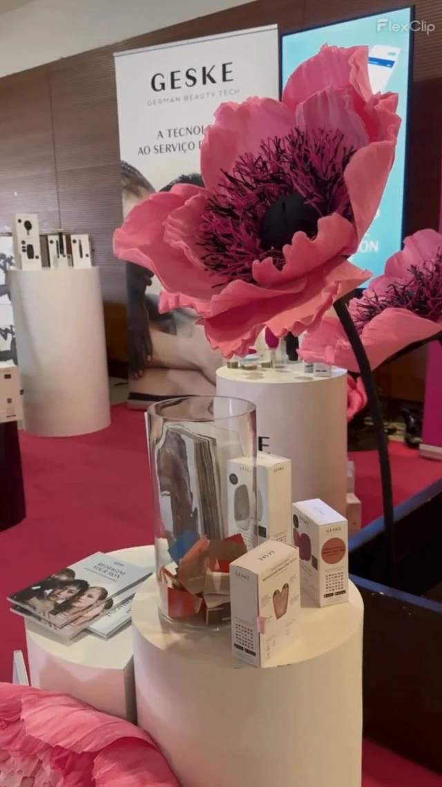 🌟 Já estamos prontos para o 2º dia do Worten Training Campus! A Fun Cosmetics está no Évora Hotel com a incrível @geske.beauty.tech. 
⠀⠀⠀⠀⠀⠀⠀⠀⠀⠀
🔍 Tecnologia com 15 anos de garantia e 💎 design reconhecido internacionalmente! 🤖 Descubra uma App que utiliza inteligência artificial aplicada ao cuidado pessoal.
⠀⠀⠀⠀⠀⠀⠀⠀⠀⠀
Vamos começar mais um dia cheio de partilha, inspiração e energia positiva junto da @wortenpt! ✨
⠀⠀⠀⠀⠀⠀⠀⠀⠀⠀
#FunCosmetics #GESKE #WortenTrainingCampus #CuidadosdoRosto #BelezaConectada